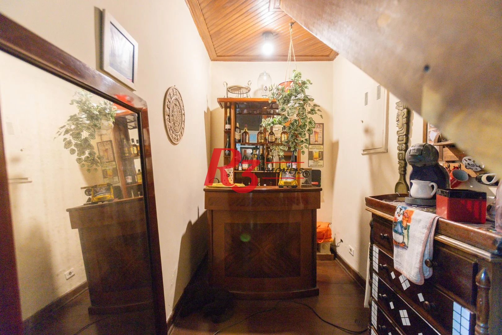 Casa com 3 dormitórios à venda, 178 m² por R$ 1.980.000,00 - Pompéia - Santos/SP
