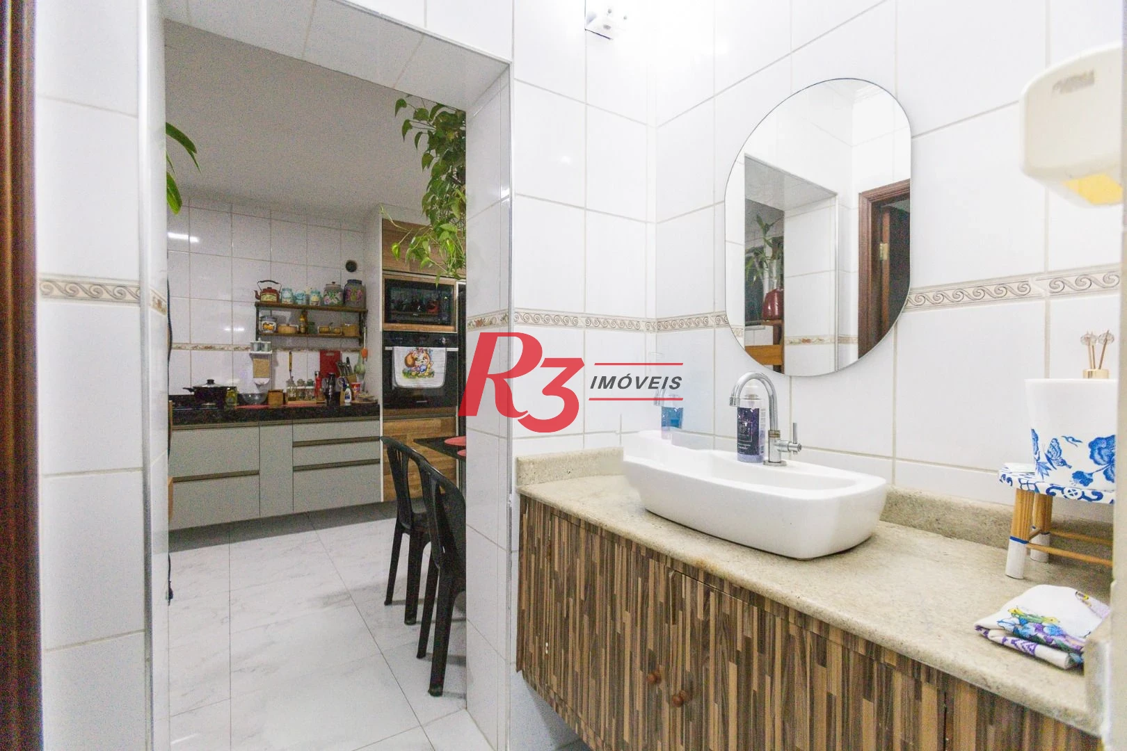 Casa com 3 dormitórios à venda, 178 m² por R$ 1.980.000,00 - Pompéia - Santos/SP