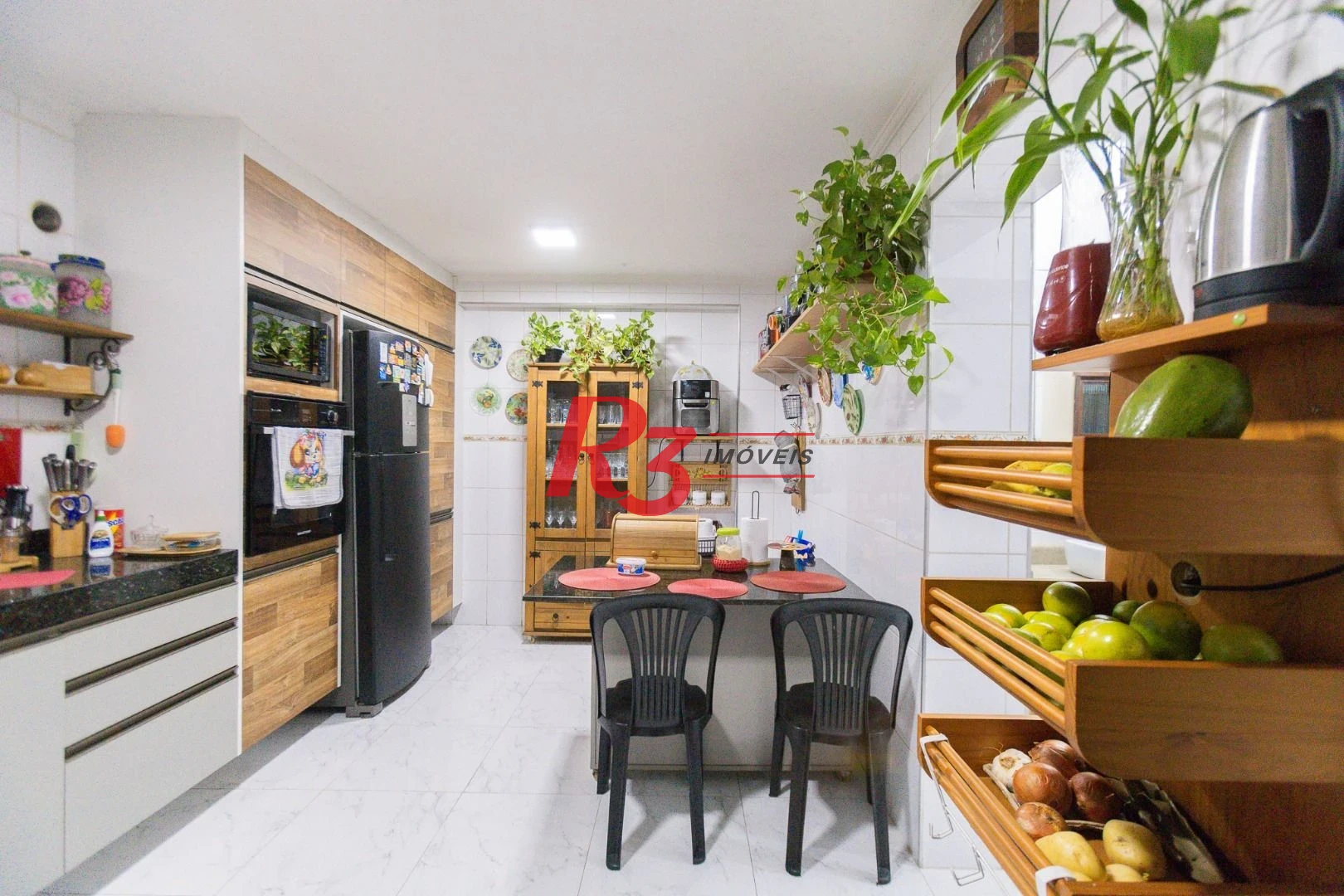 Casa com 3 dormitórios à venda, 178 m² por R$ 1.980.000,00 - Pompéia - Santos/SP