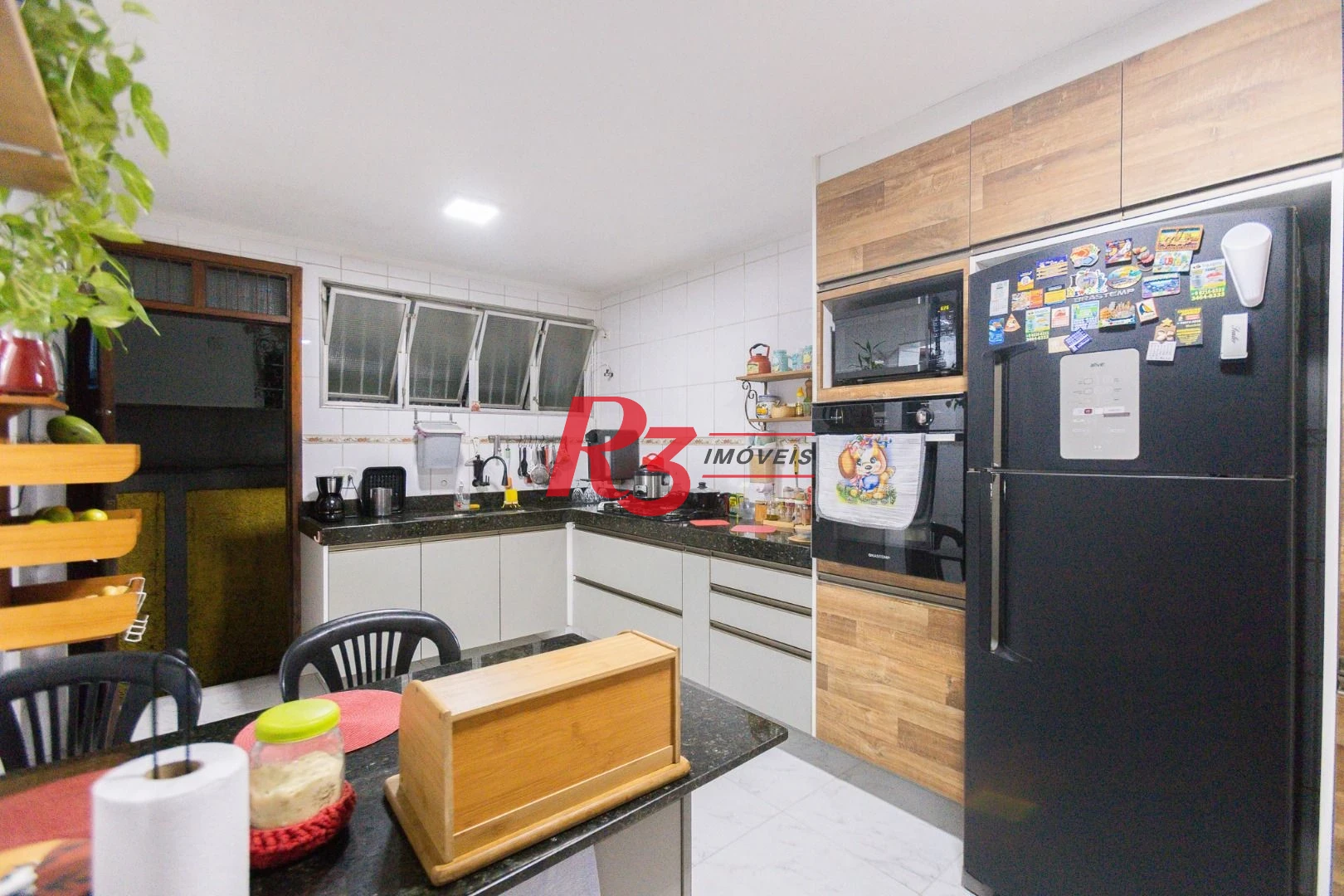 Casa com 3 dormitórios à venda, 178 m² por R$ 1.980.000,00 - Pompéia - Santos/SP