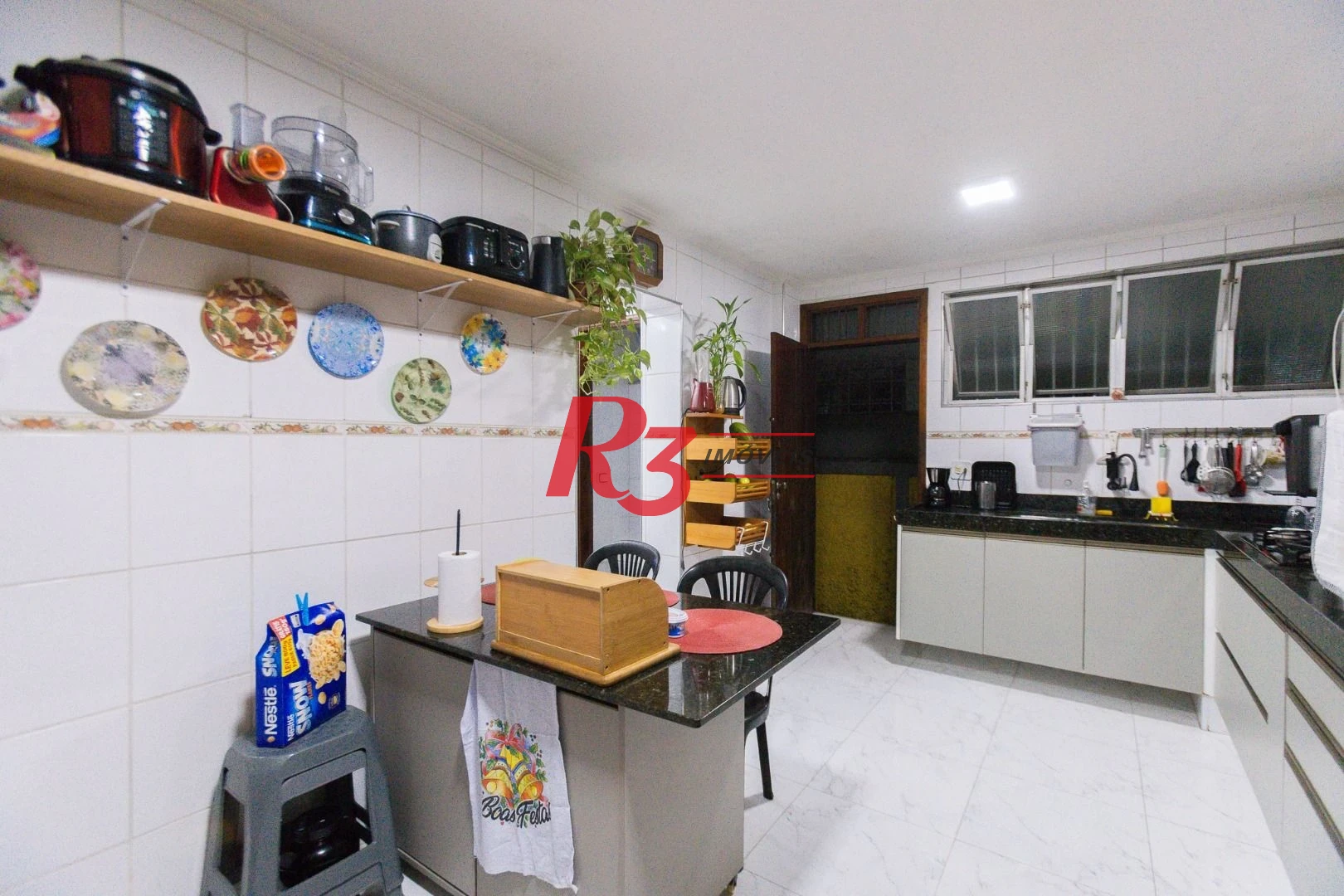 Casa com 3 dormitórios à venda, 178 m² por R$ 1.980.000,00 - Pompéia - Santos/SP