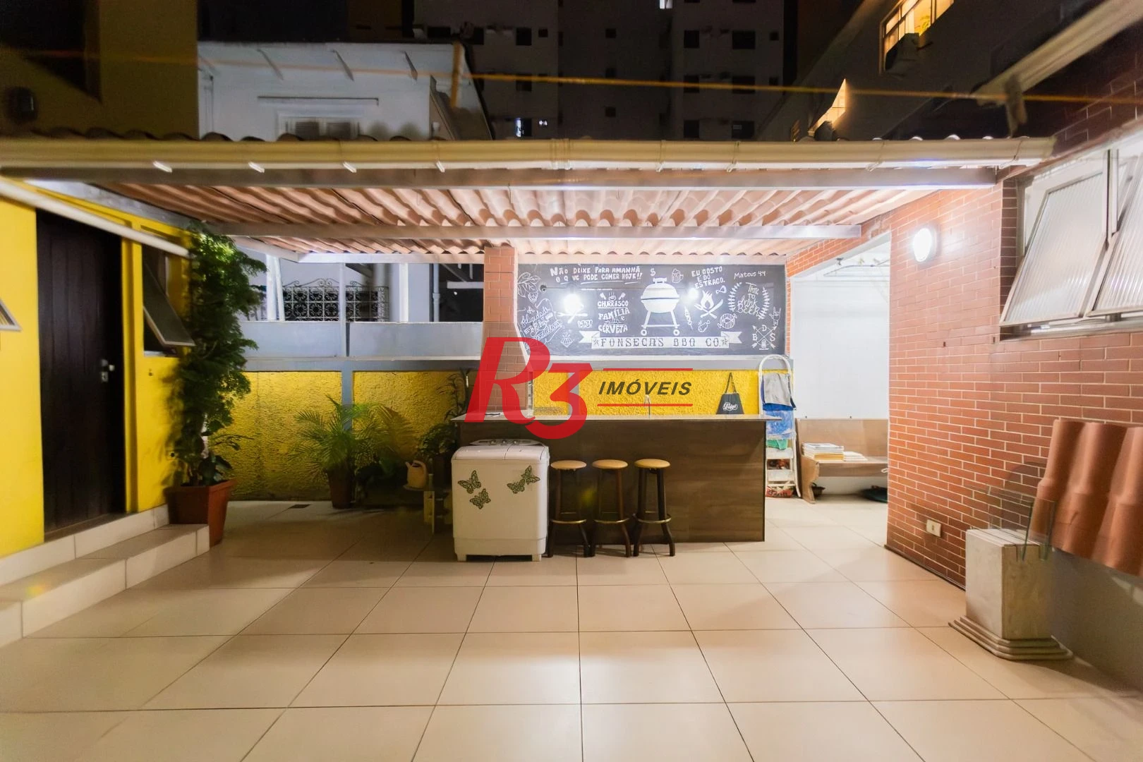 Casa com 3 dormitórios à venda, 178 m² por R$ 1.980.000,00 - Pompéia - Santos/SP