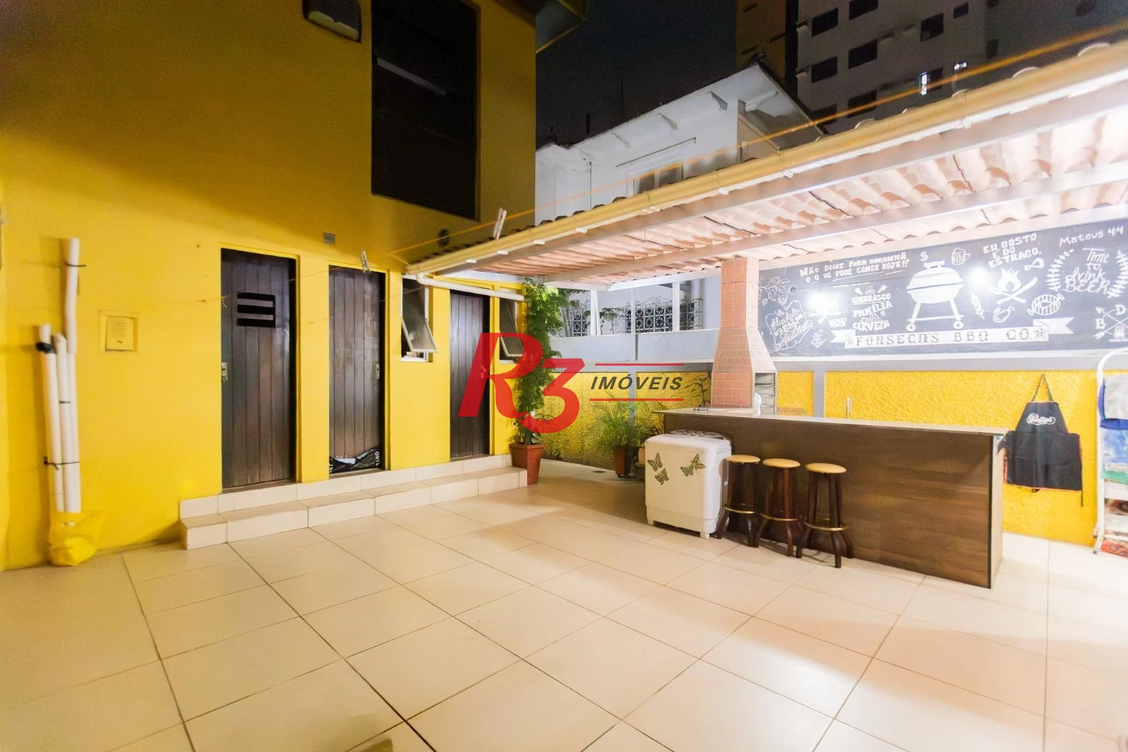 Casa com 3 dormitórios à venda, 178 m² por R$ 1.980.000,00 - Pompéia - Santos/SP