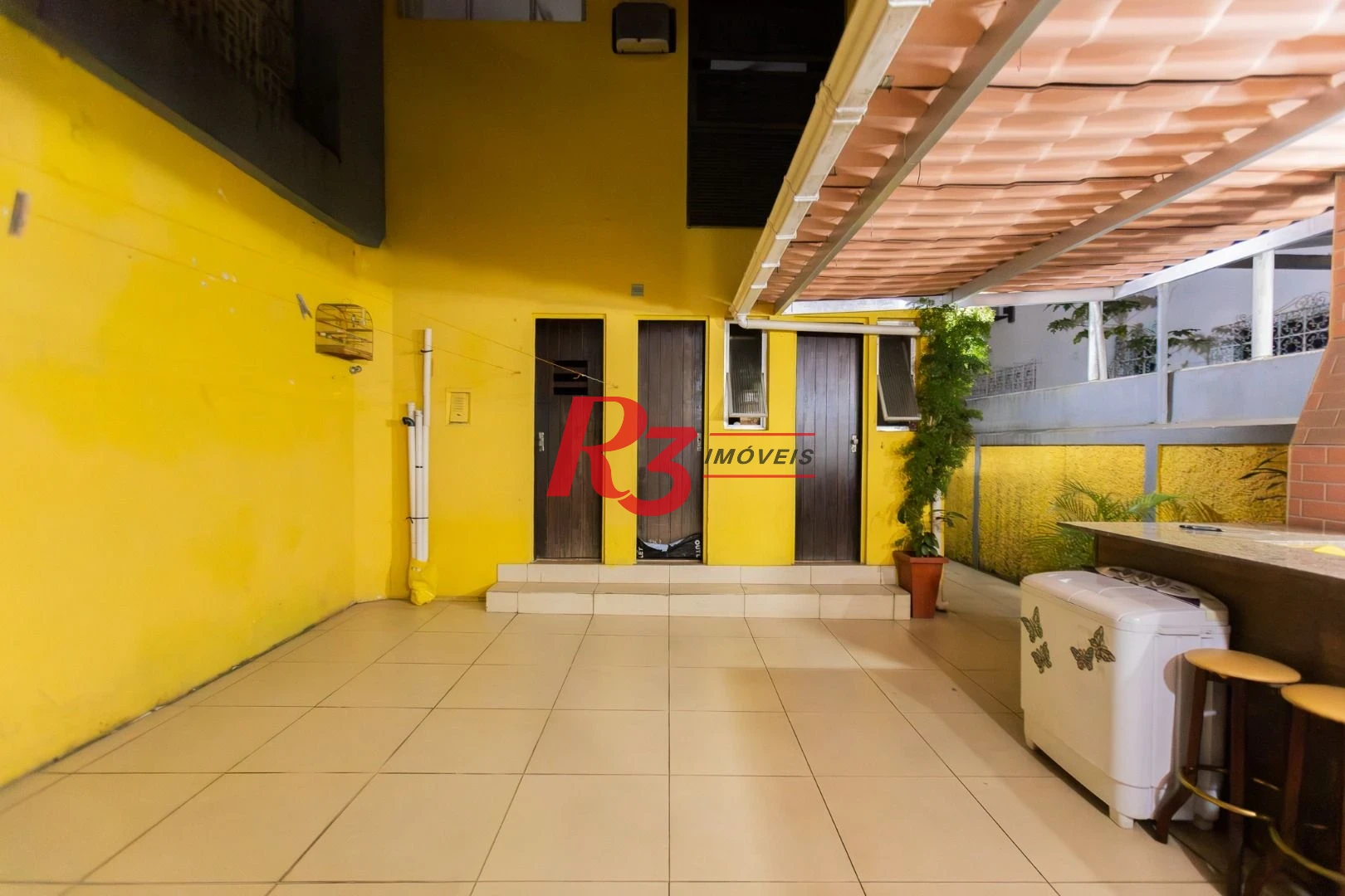 Casa com 3 dormitórios à venda, 178 m² por R$ 1.980.000,00 - Pompéia - Santos/SP