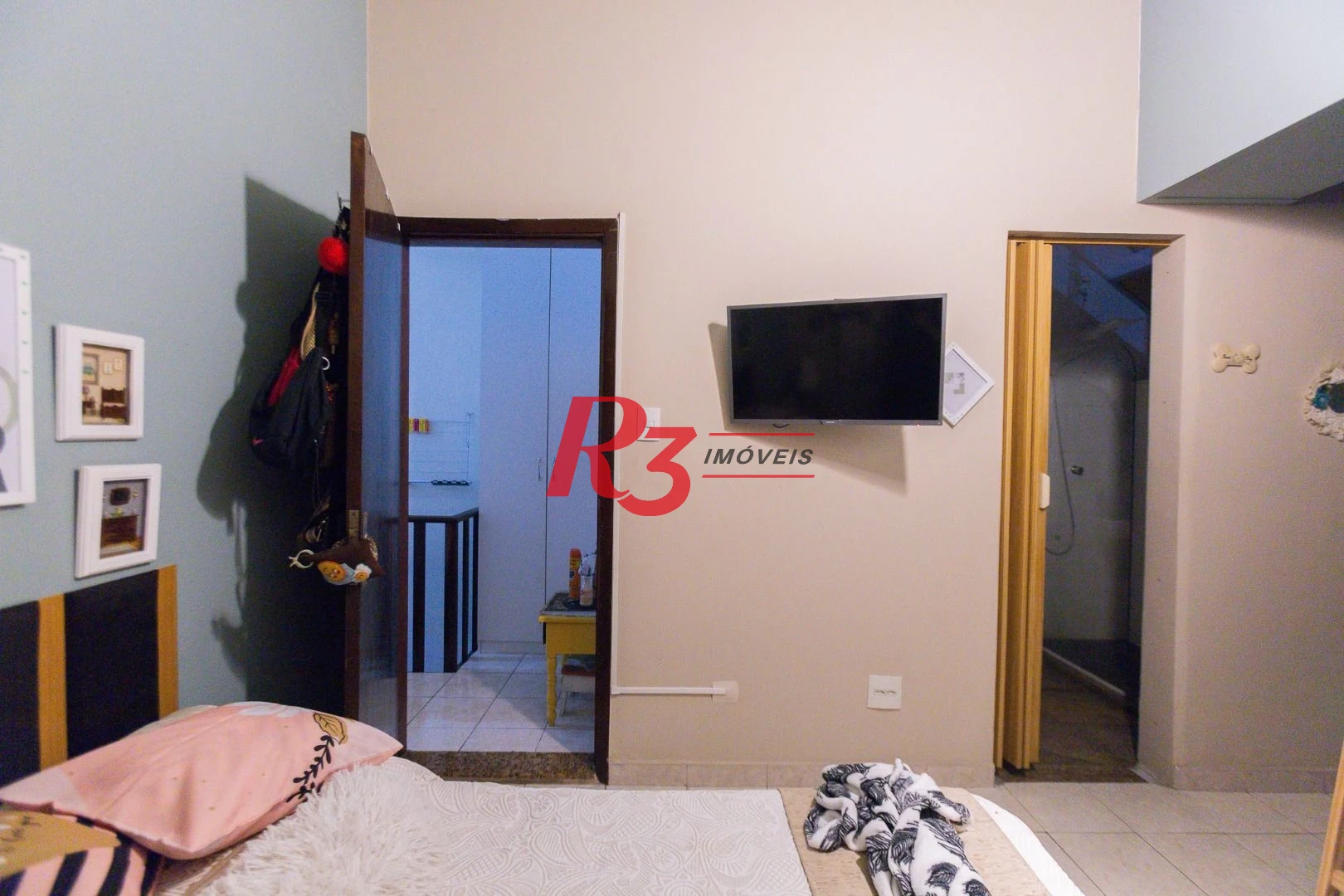Casa com 3 dormitórios à venda, 178 m² por R$ 1.980.000,00 - Pompéia - Santos/SP