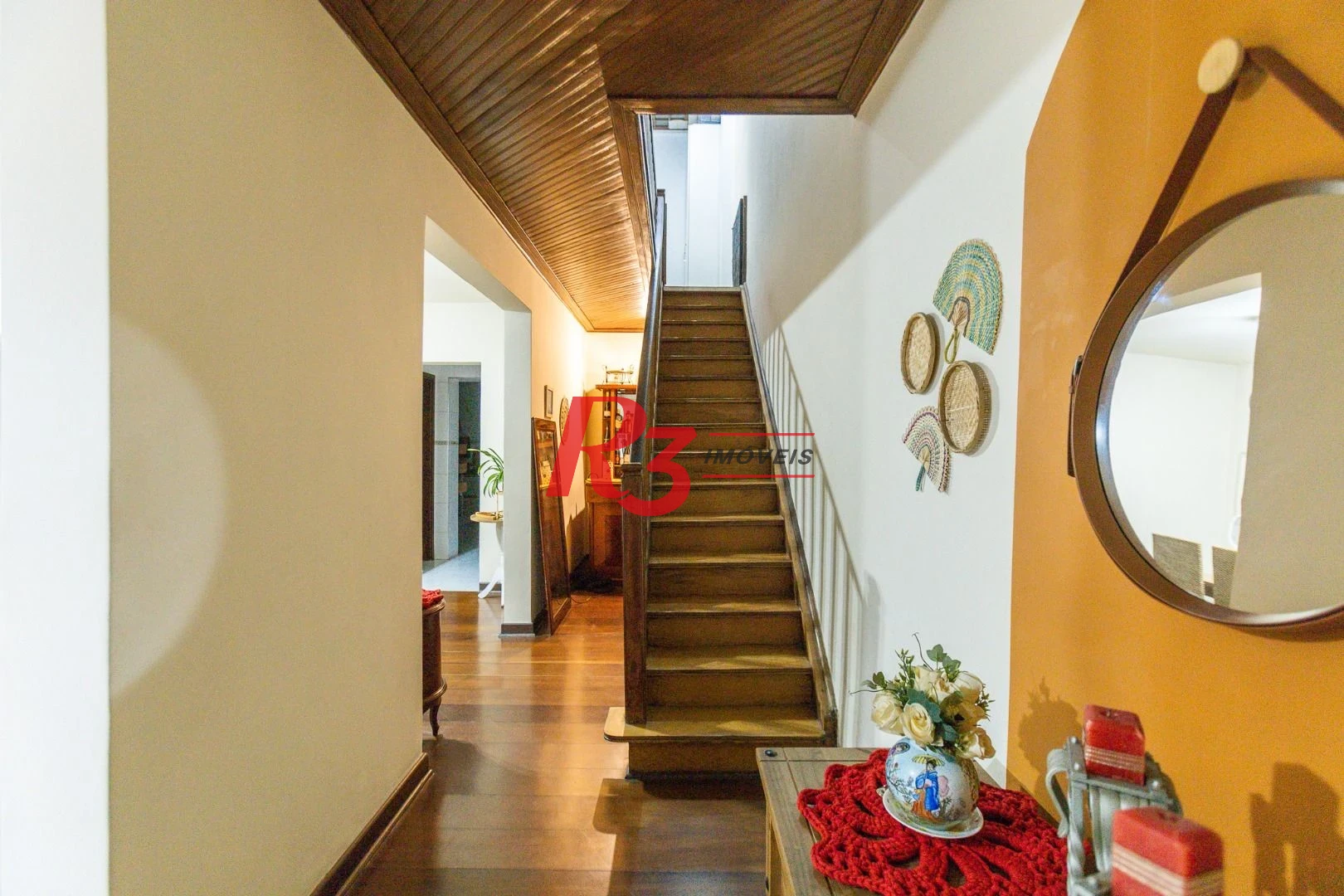 Casa com 3 dormitórios à venda, 178 m² por R$ 1.980.000,00 - Pompéia - Santos/SP