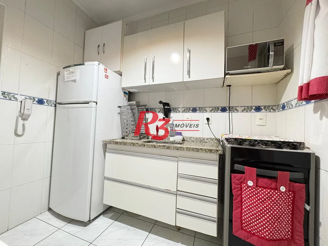 Apartamento para alugar, 64 m² por R$ 4.000,02/mês - Boqueirão - Santos/SP