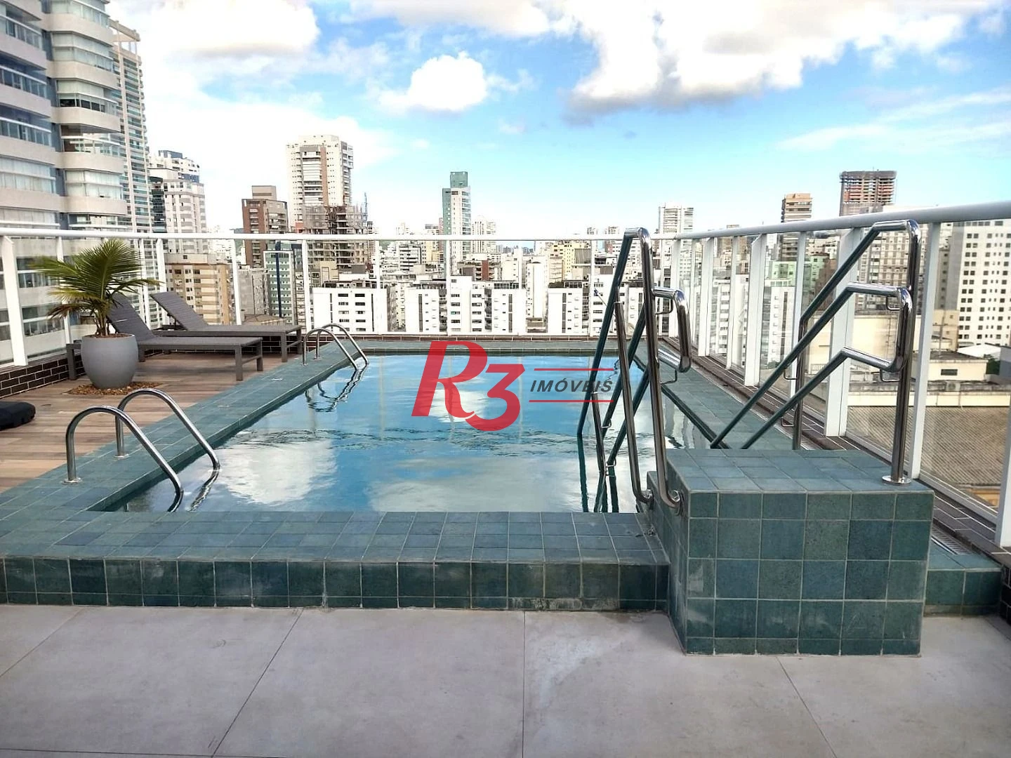 Apartamento com 2 dormitórios à venda, 82 m² por R$ 820.000,00 - Aparecida - Santos/SP