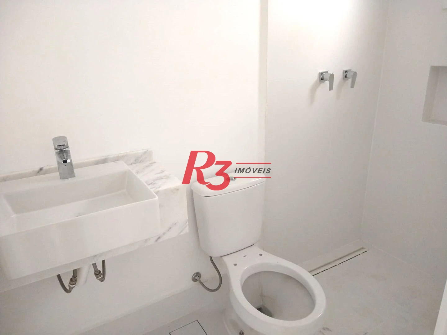 Apartamento com 2 dormitórios à venda, 82 m² por R$ 820.000,00 - Aparecida - Santos/SP