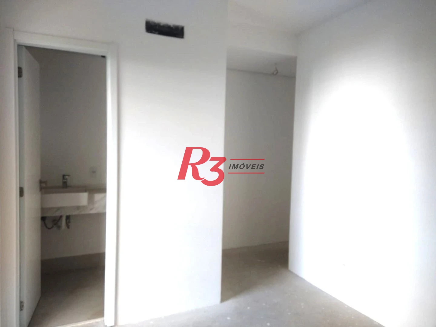Apartamento com 2 dormitórios à venda, 82 m² por R$ 820.000,00 - Aparecida - Santos/SP