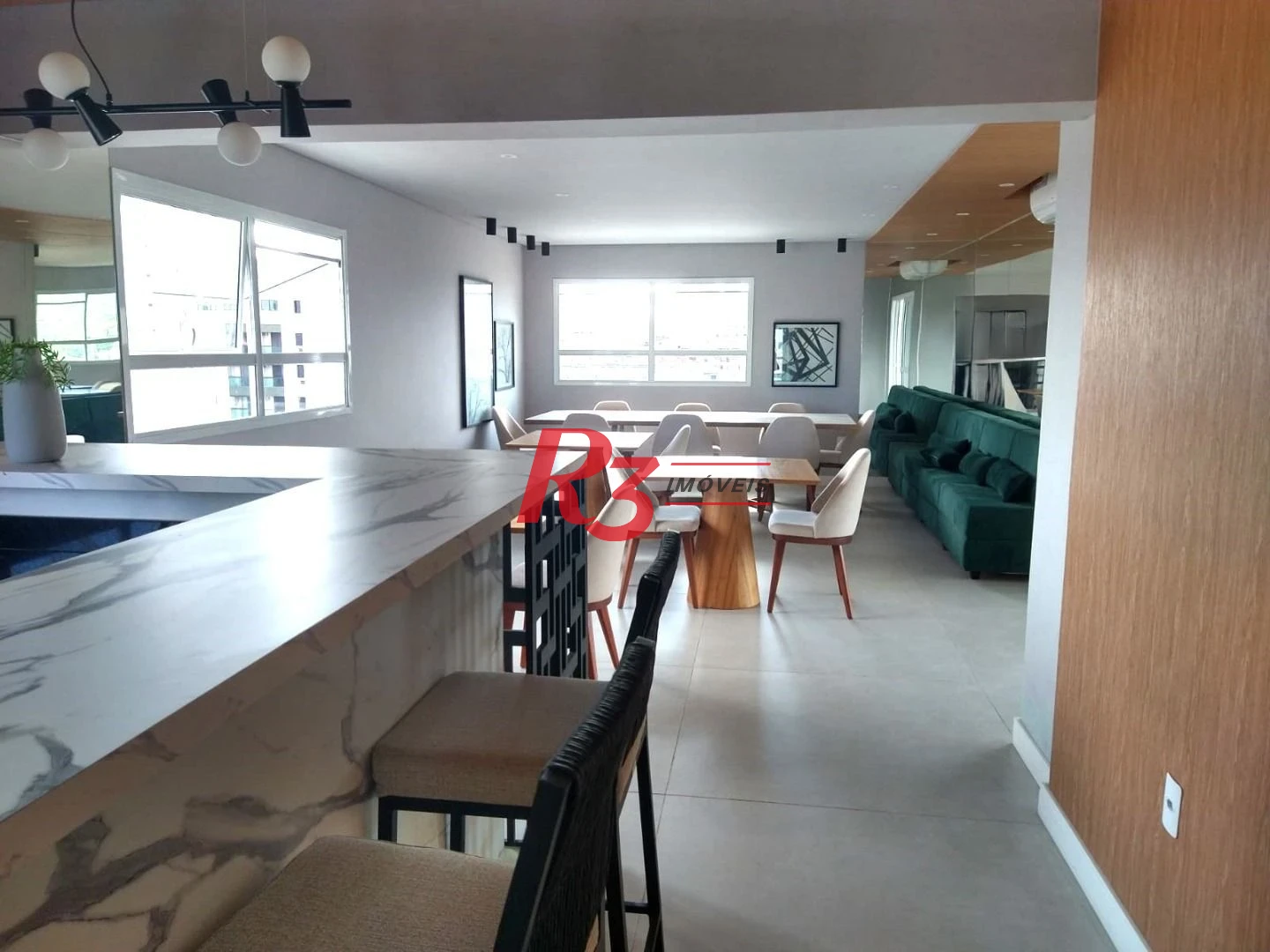 Apartamento com 2 dormitórios à venda, 82 m² por R$ 820.000,00 - Aparecida - Santos/SP