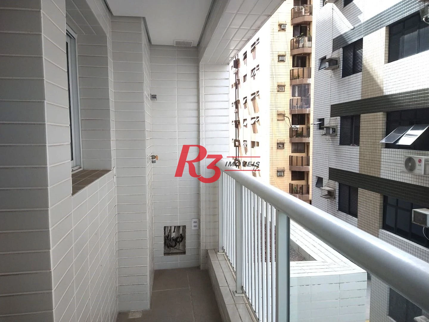 Apartamento com 2 dormitórios à venda, 82 m² por R$ 820.000,00 - Aparecida - Santos/SP