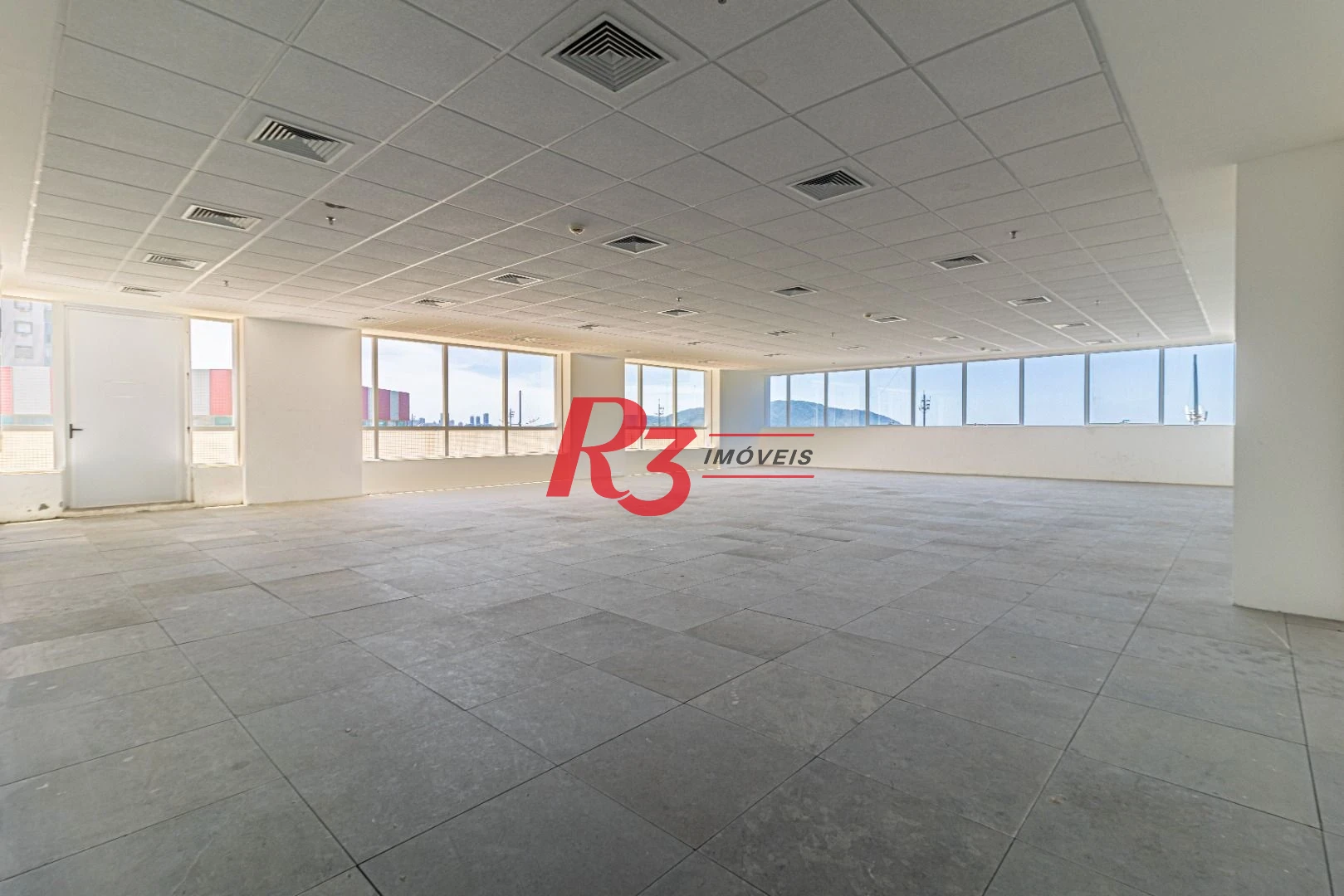 Sala para alugar, 297 m² por R$ 22.894,35/mês - José Menino - Santos/SP