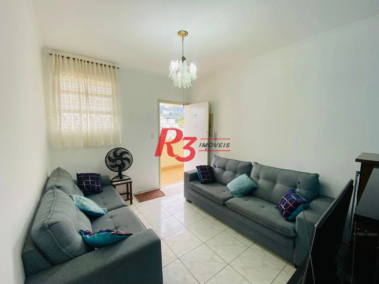 Apartamento com 2 dormitórios à venda, 66 m² por R$ 450.000,00 - José Menino - Santos/SP