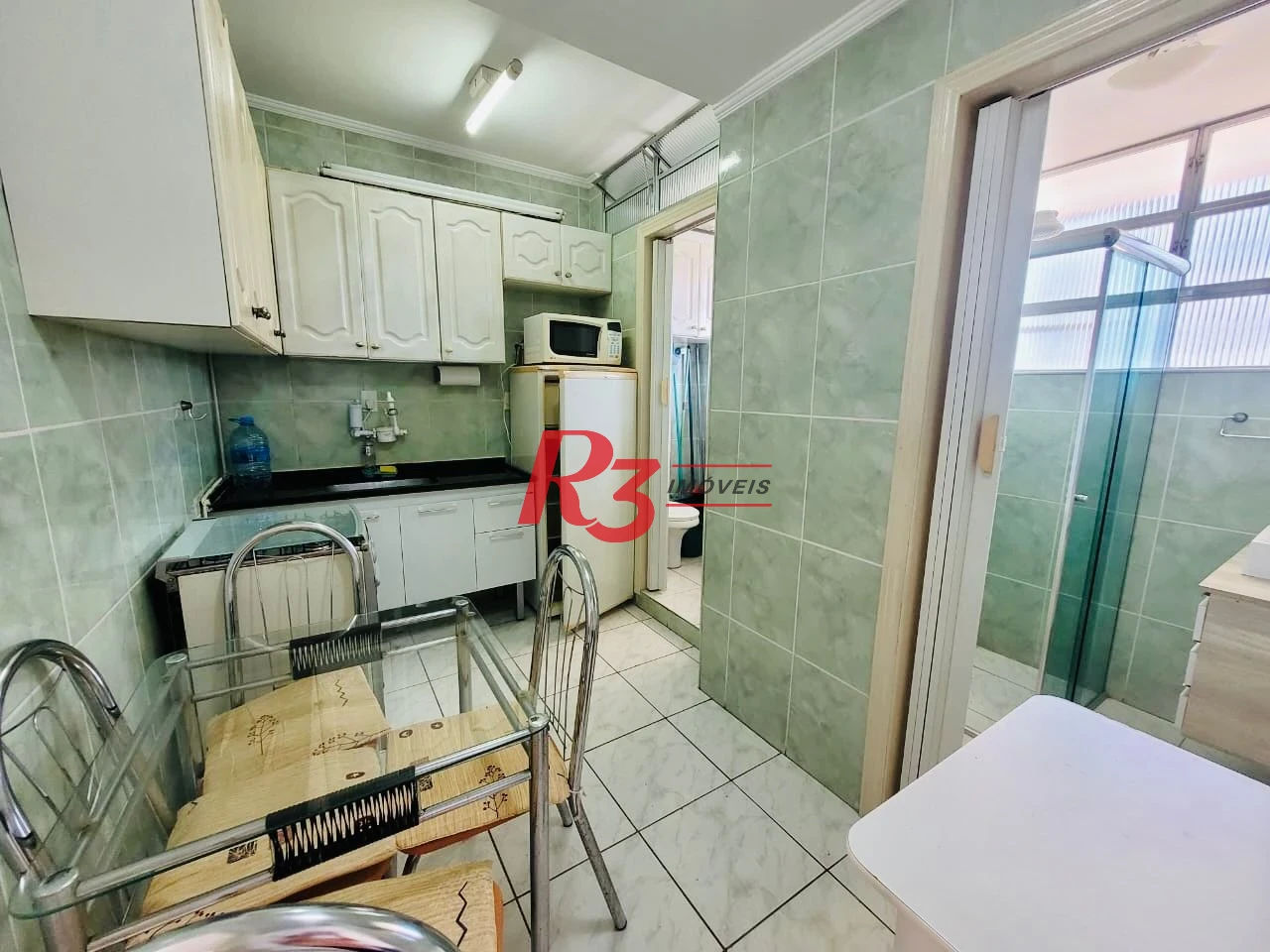 Apartamento com 2 dormitórios à venda, 66 m² por R$ 450.000,00 - José Menino - Santos/SP