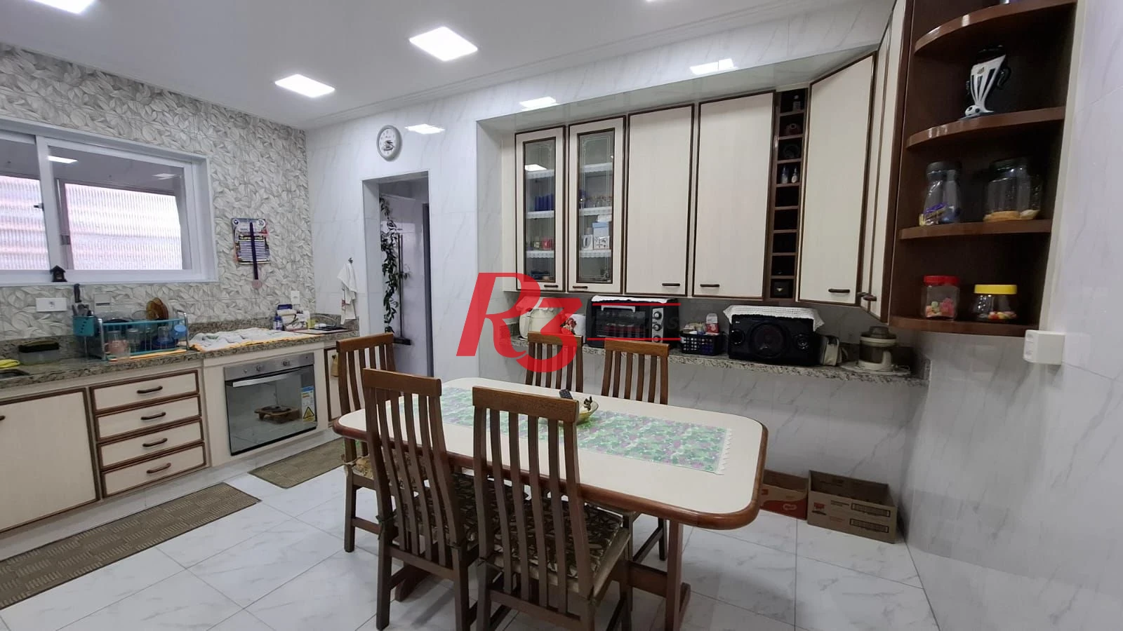 Apartamento com 2 dormitórios à venda, 96 m² por R$ 710.000,00 - Campo Grande - Santos/SP