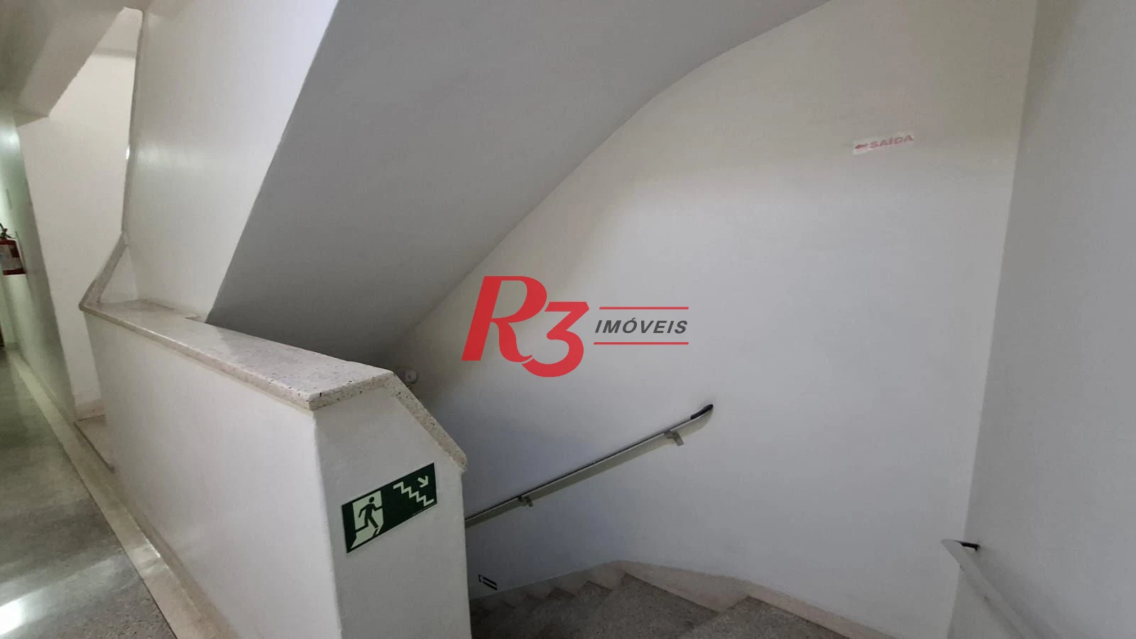 Apartamento com 2 dormitórios à venda, 96 m² por R$ 710.000,00 - Campo Grande - Santos/SP