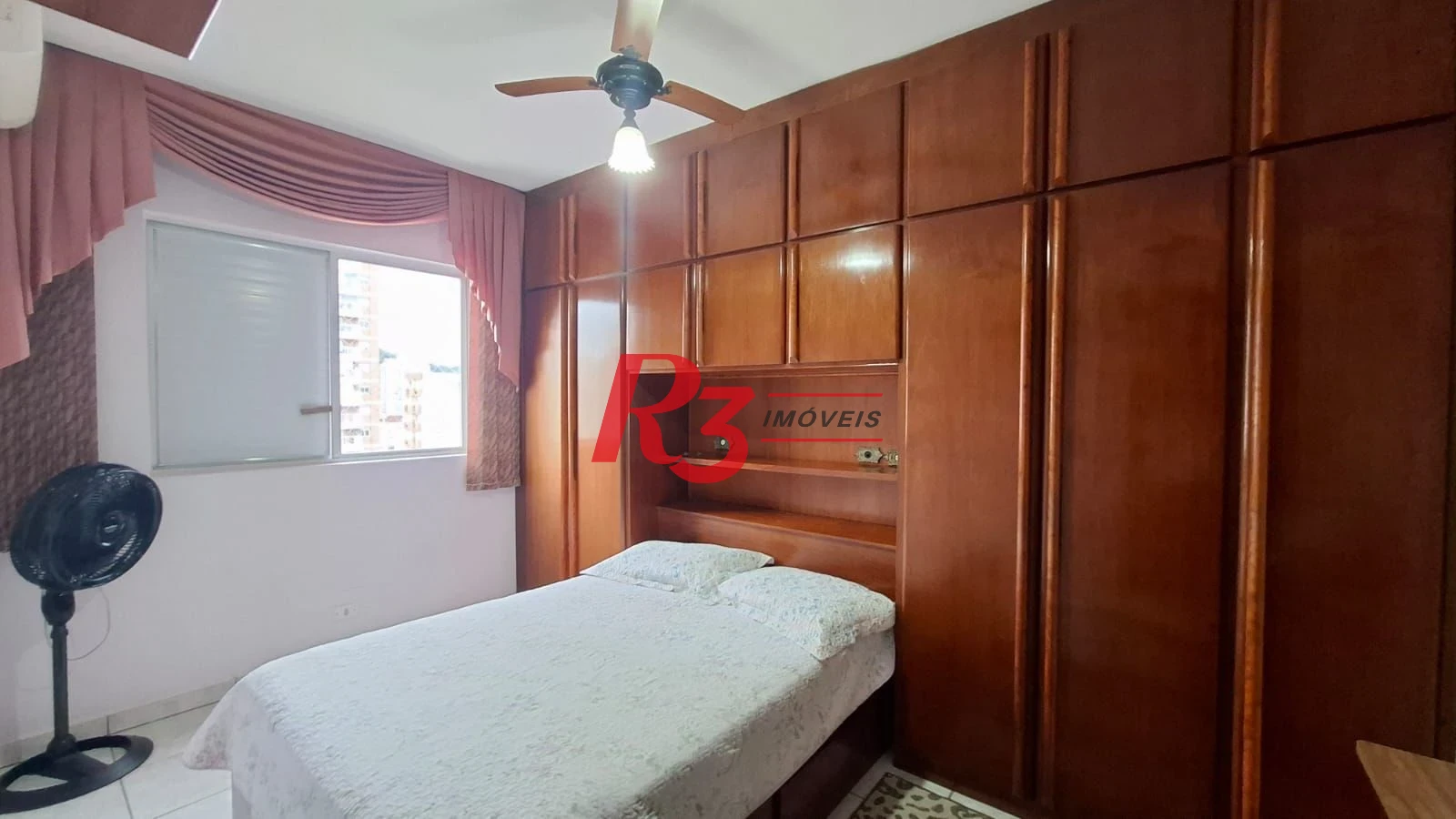 Apartamento com 2 dormitórios à venda, 96 m² por R$ 710.000,00 - Campo Grande - Santos/SP