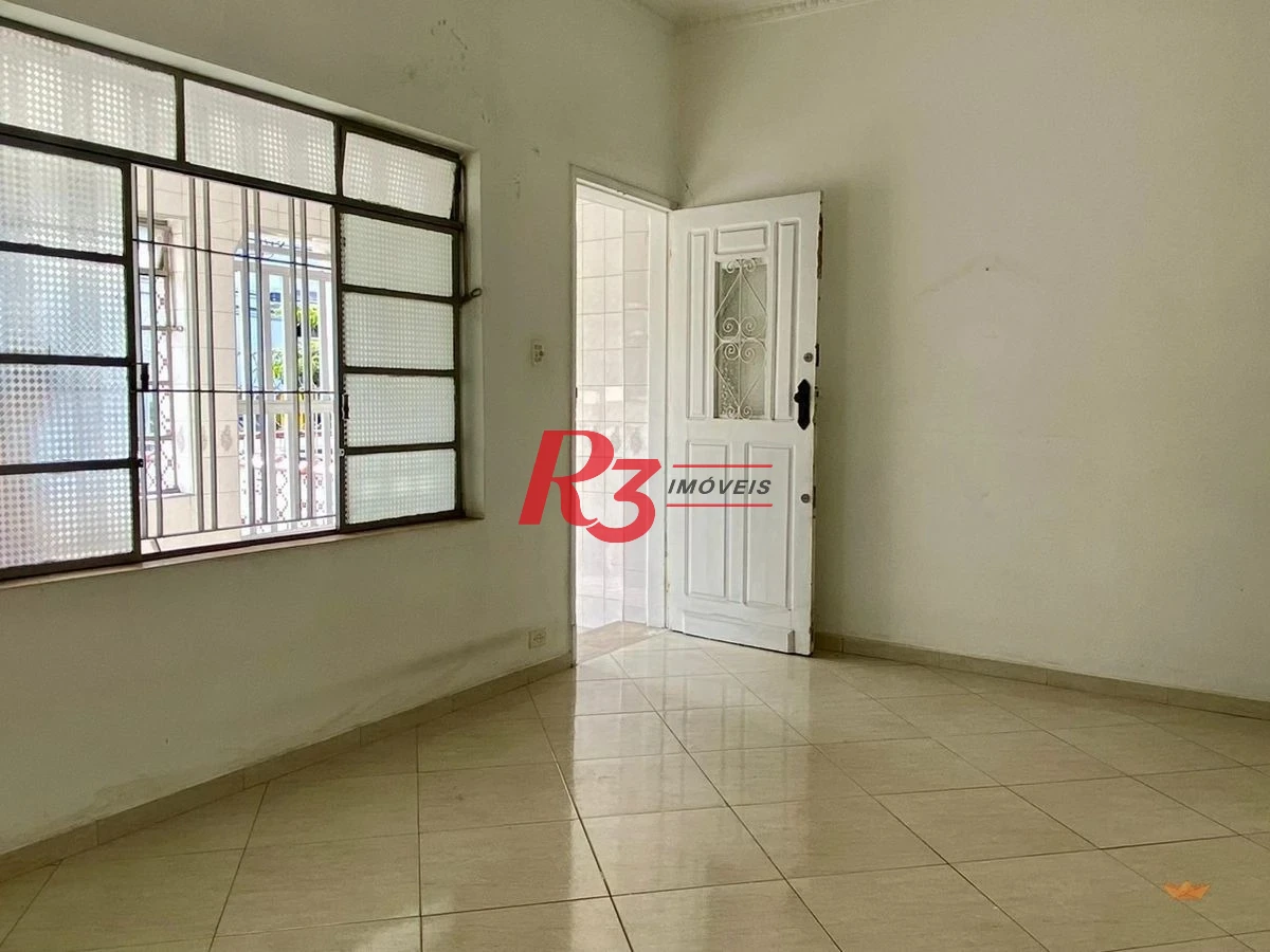 Casa com 2 dormitórios à venda, 350 m² por R$ 950.000,00 - Campo Grande - Santos/SP