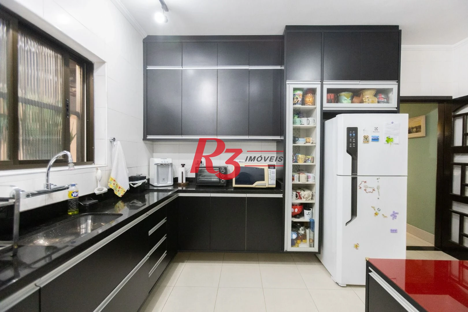 Casa com 3 dormitórios à venda, 159 m² por R$ 1.700.000,00 - Aparecida - Santos/SP