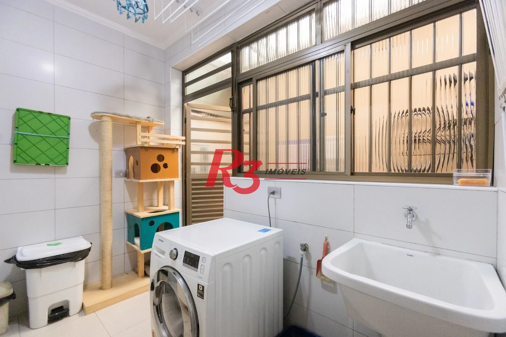 Casa com 3 dormitórios à venda, 159 m² por R$ 1.700.000,00 - Aparecida - Santos/SP