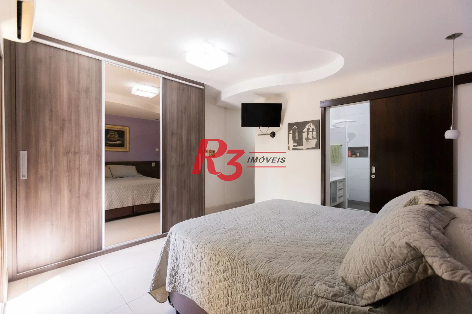 Casa com 3 dormitórios à venda, 159 m² por R$ 1.700.000,00 - Aparecida - Santos/SP