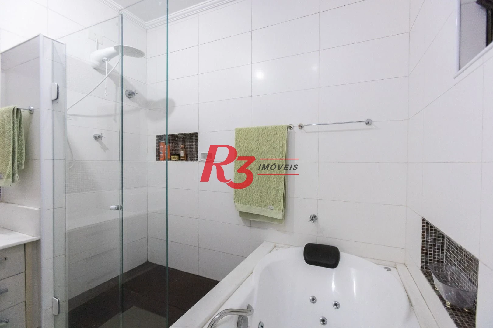 Casa com 3 dormitórios à venda, 159 m² por R$ 1.700.000,00 - Aparecida - Santos/SP