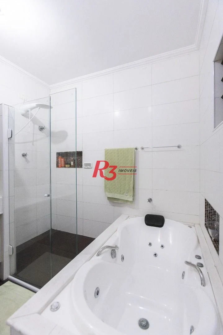 Casa com 3 dormitórios à venda, 159 m² por R$ 1.700.000,00 - Aparecida - Santos/SP