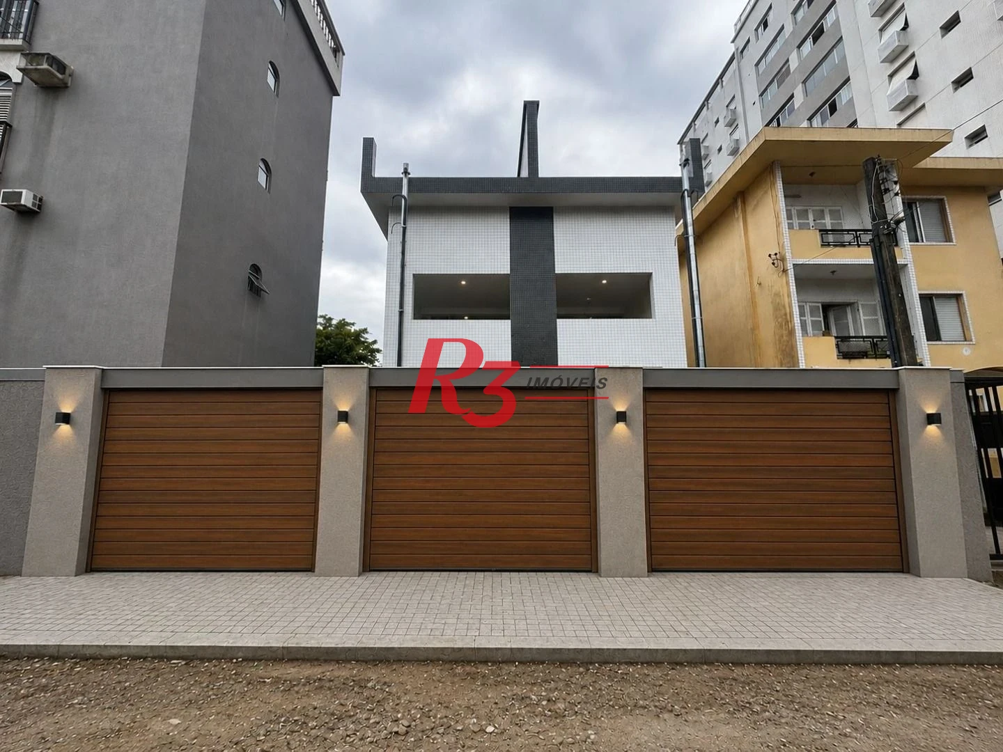 Casa com 3 dormitórios à venda, 120 m² por R$ 1.600.000,00 - Ponta da Praia - Santos/SP