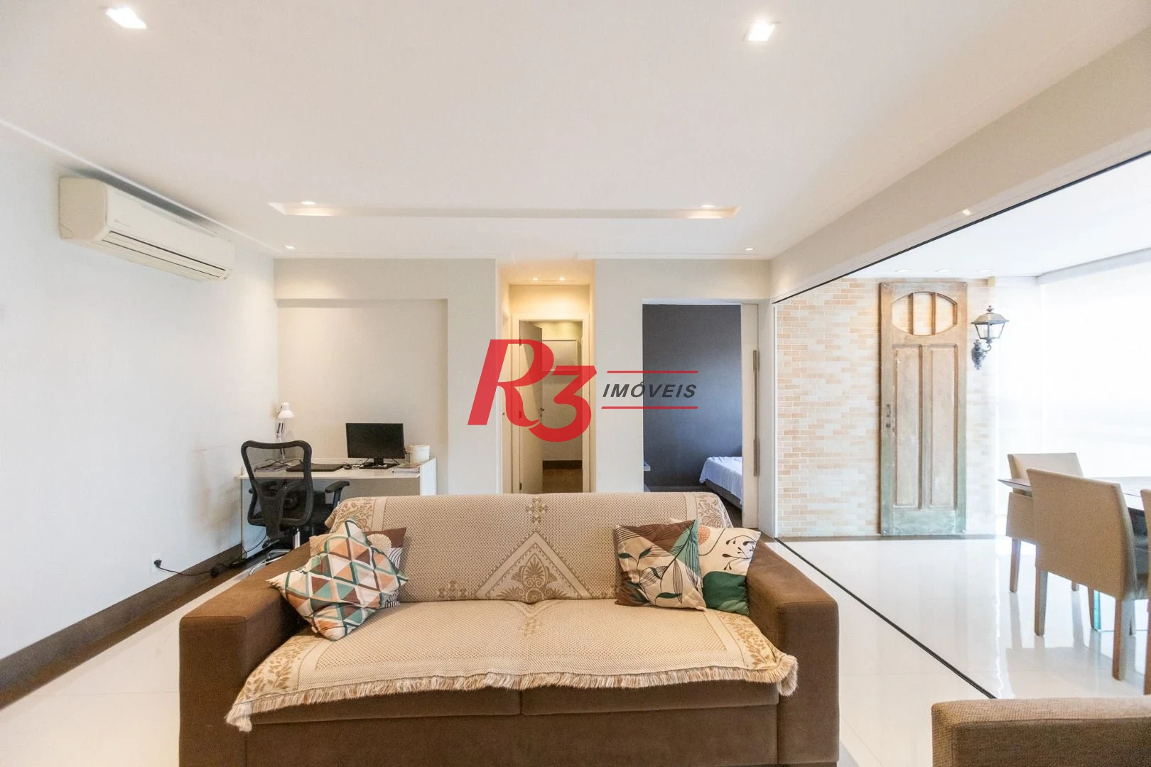 Apartamento com 2 dormitórios à venda, 103 m² por R$ 1.380.000,00 - Ponta da Praia - Santos/SP