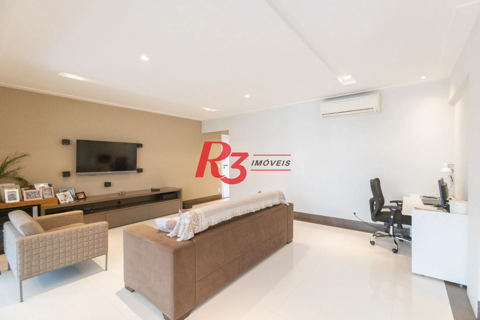 Apartamento com 2 dormitórios à venda, 103 m² por R$ 1.380.000,00 - Ponta da Praia - Santos/SP