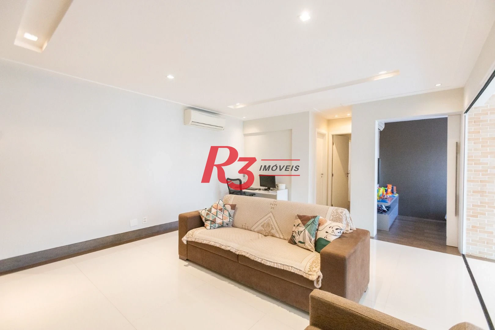 Apartamento com 2 dormitórios à venda, 103 m² por R$ 1.380.000,00 - Ponta da Praia - Santos/SP