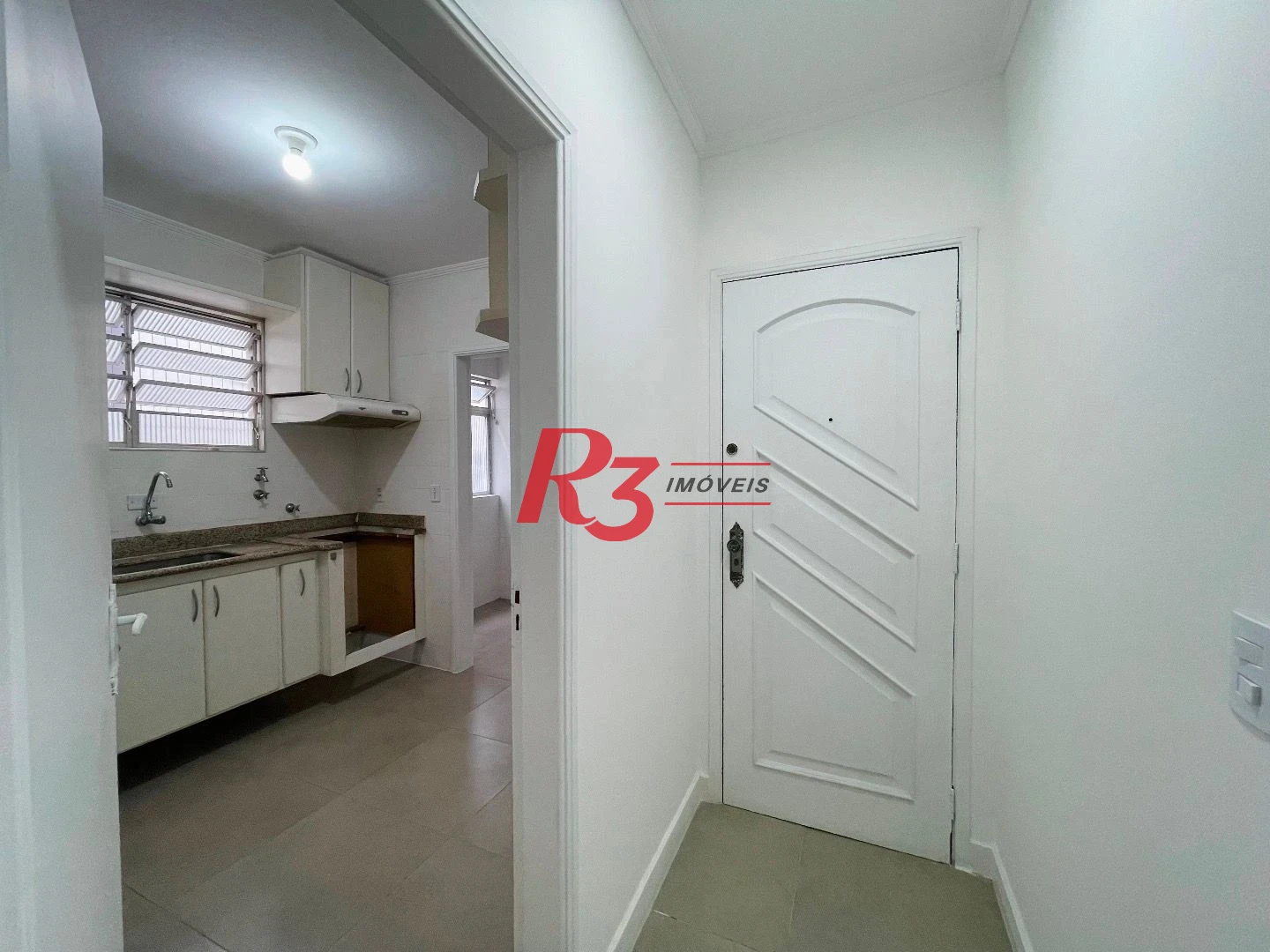 Apartamento com 1 dormitório à venda, 48 m² por R$ 345.000,00 - Encruzilhada - Santos/SP
