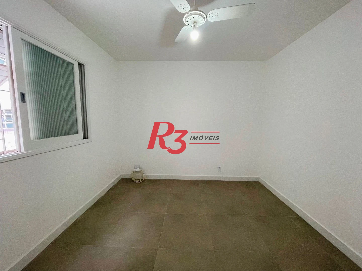 Apartamento com 1 dormitório à venda, 48 m² por R$ 345.000,00 - Encruzilhada - Santos/SP
