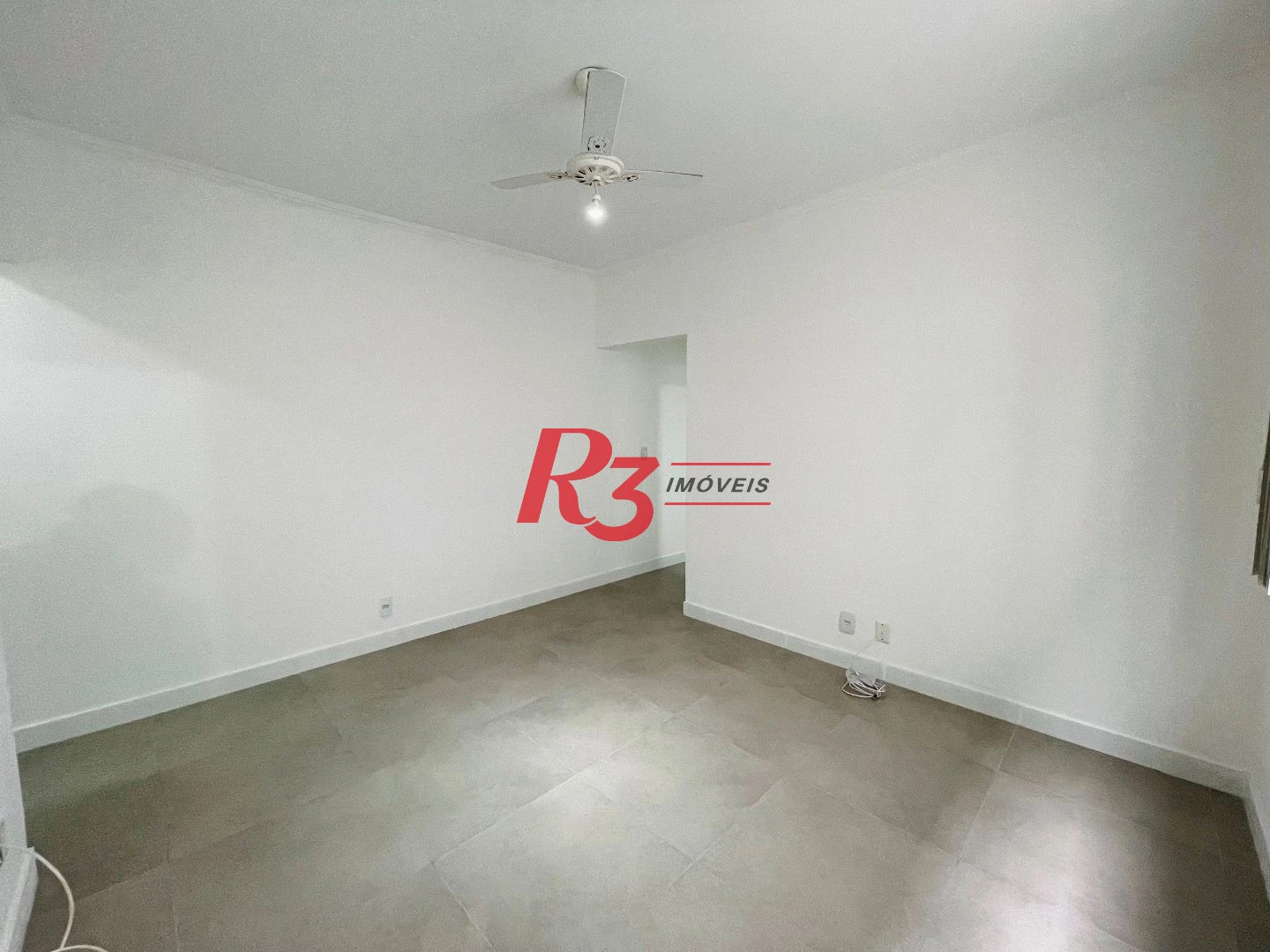 Apartamento com 1 dormitório à venda, 48 m² por R$ 345.000,00 - Encruzilhada - Santos/SP