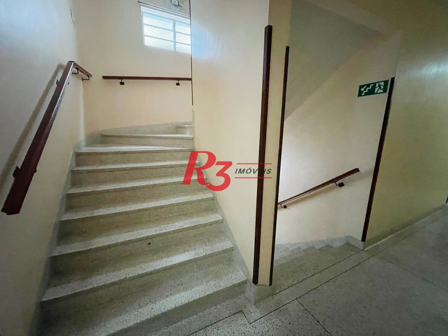 Apartamento com 1 dormitório à venda, 48 m² por R$ 345.000,00 - Encruzilhada - Santos/SP