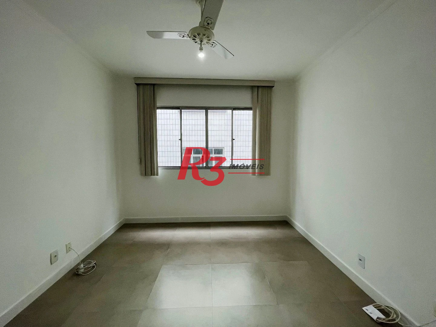 Apartamento com 1 dormitório à venda, 48 m² por R$ 345.000,00 - Encruzilhada - Santos/SP