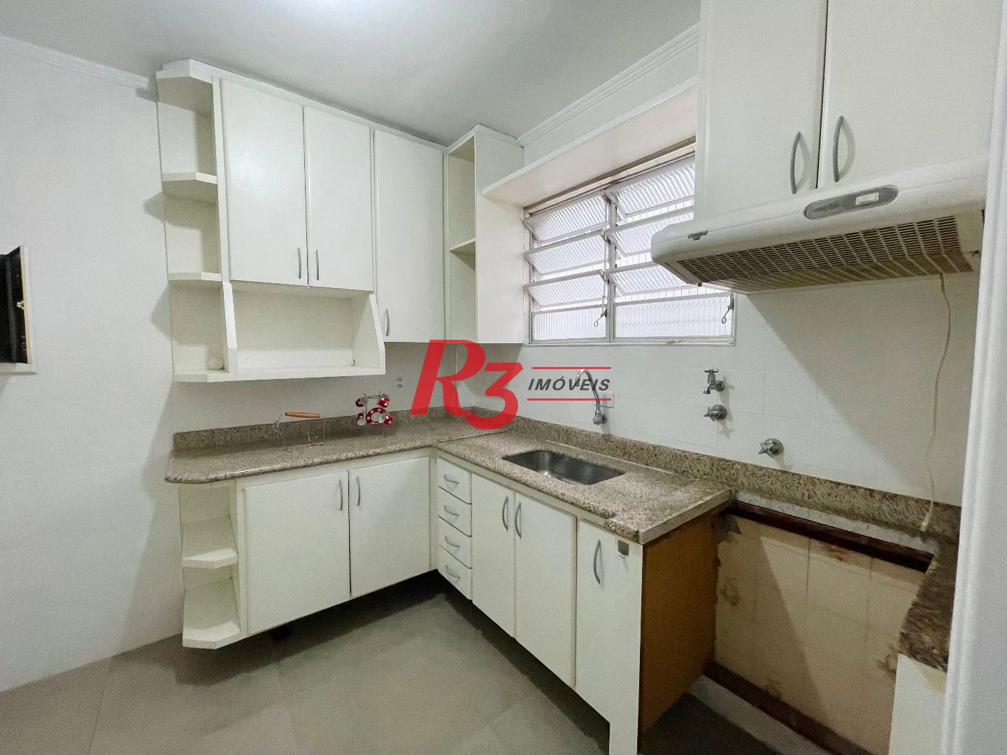 Apartamento com 1 dormitório à venda, 48 m² por R$ 345.000,00 - Encruzilhada - Santos/SP
