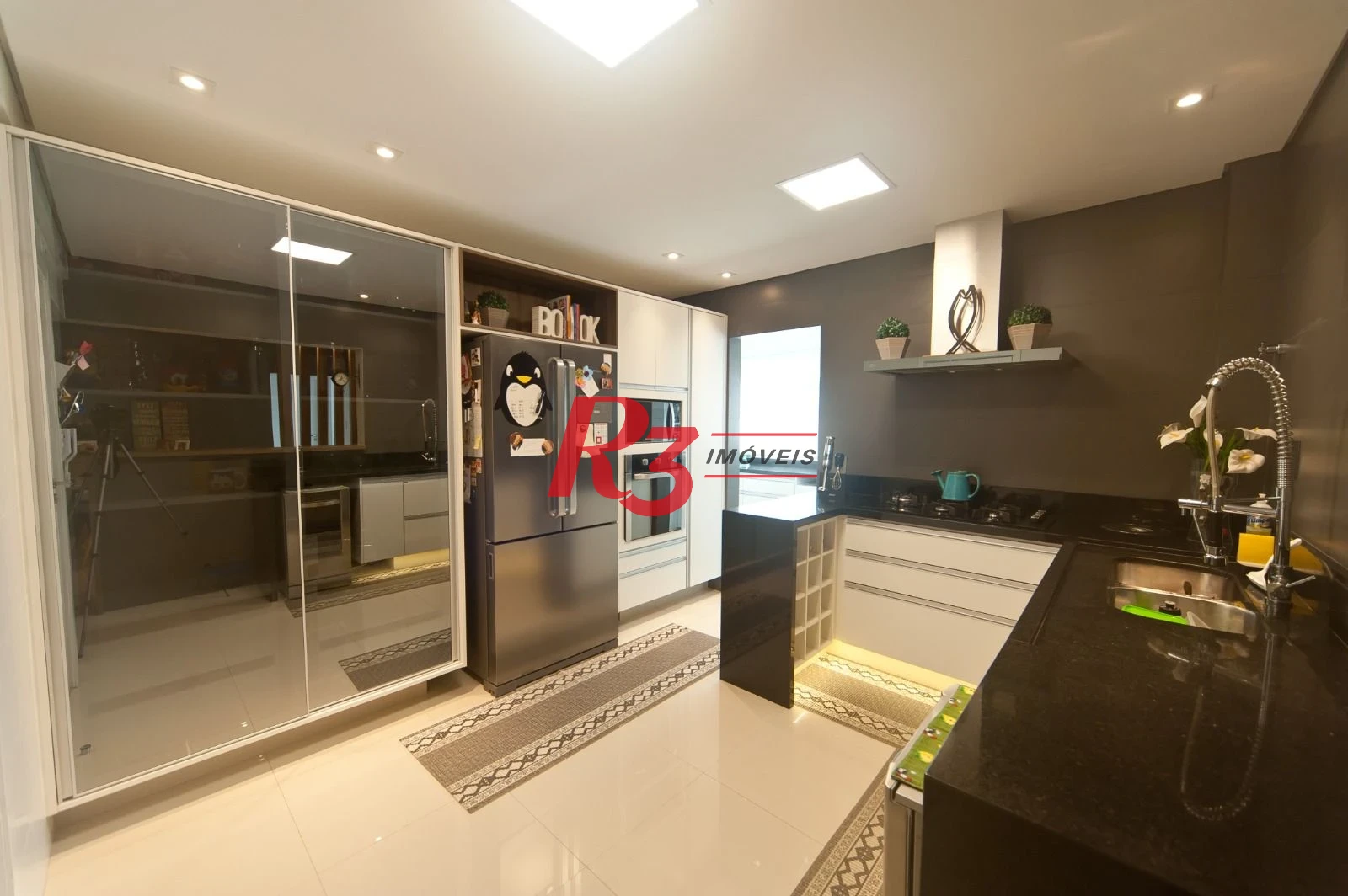 Apartamento com 2 dormitórios à venda, 96 m² por R$ 630.000,00 - Aparecida - Santos/SP