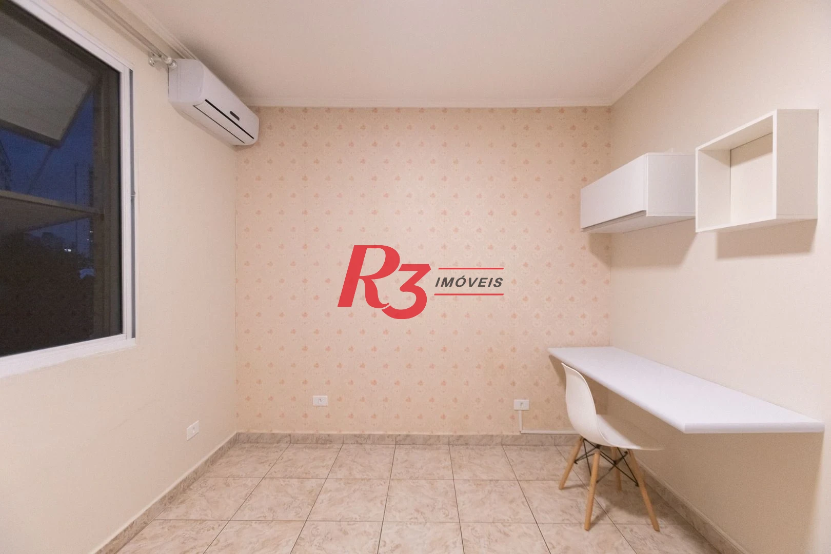 Apartamento para alugar, 75 m² por R$ 3.500,02/mês - Embaré - Santos/SP