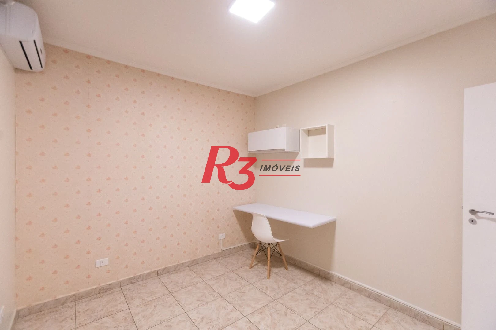 Apartamento para alugar, 75 m² por R$ 3.500,02/mês - Embaré - Santos/SP