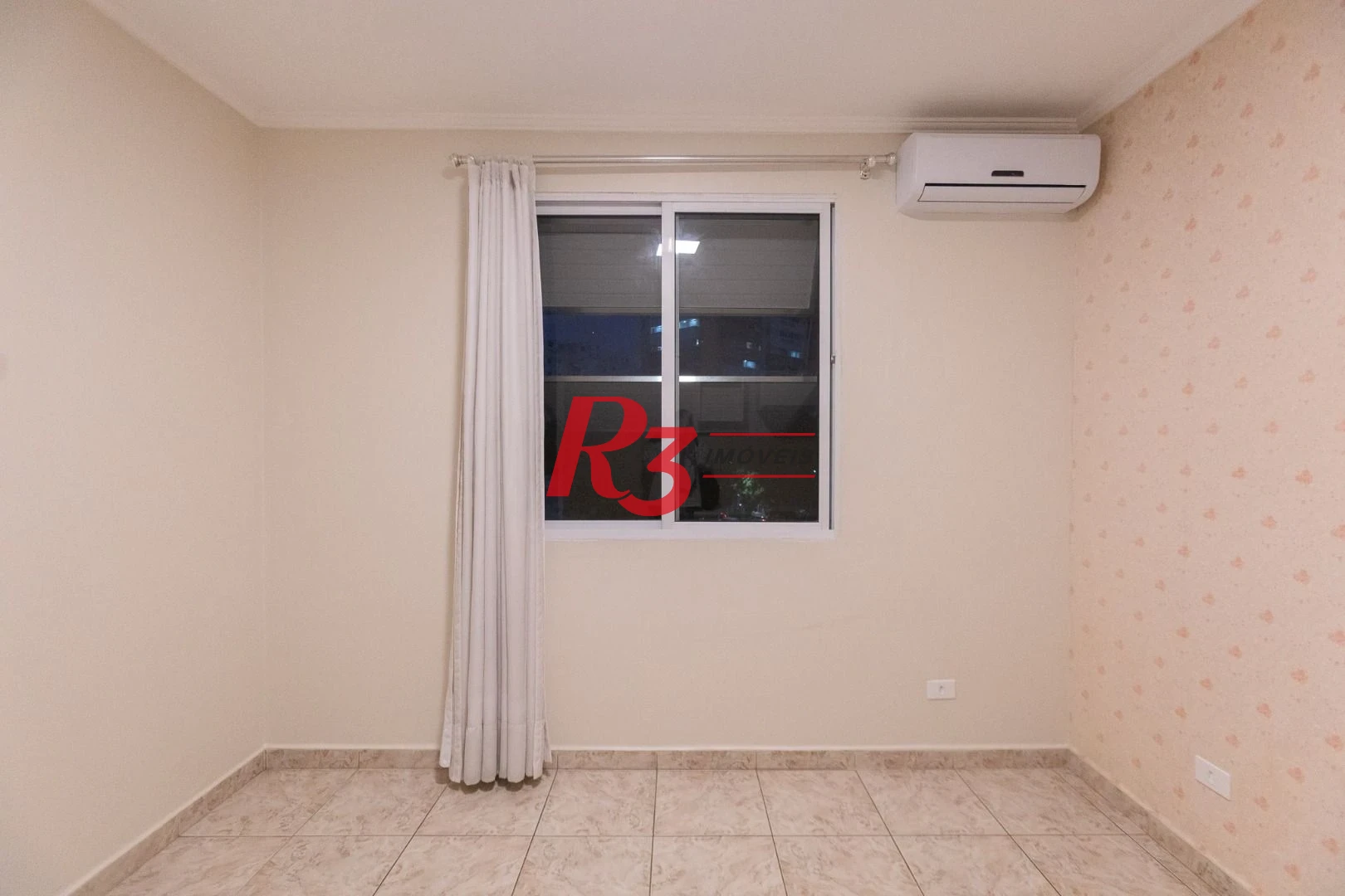 Apartamento para alugar, 75 m² por R$ 3.500,02/mês - Embaré - Santos/SP