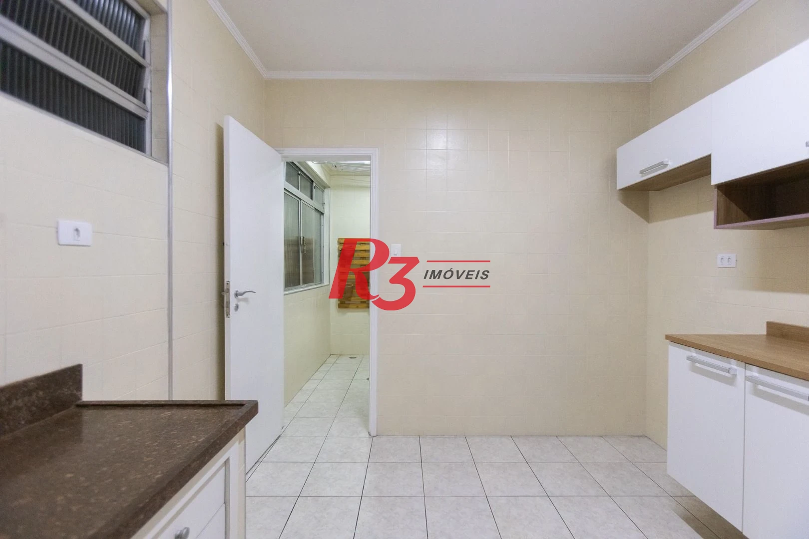 Apartamento para alugar, 75 m² por R$ 3.500,02/mês - Embaré - Santos/SP
