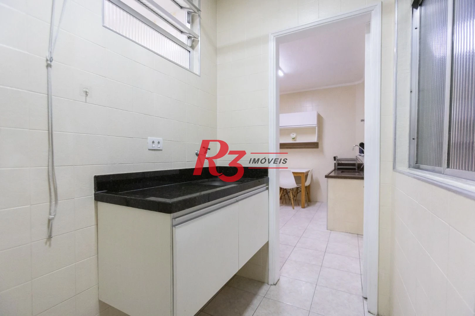 Apartamento para alugar, 75 m² por R$ 3.500,02/mês - Embaré - Santos/SP