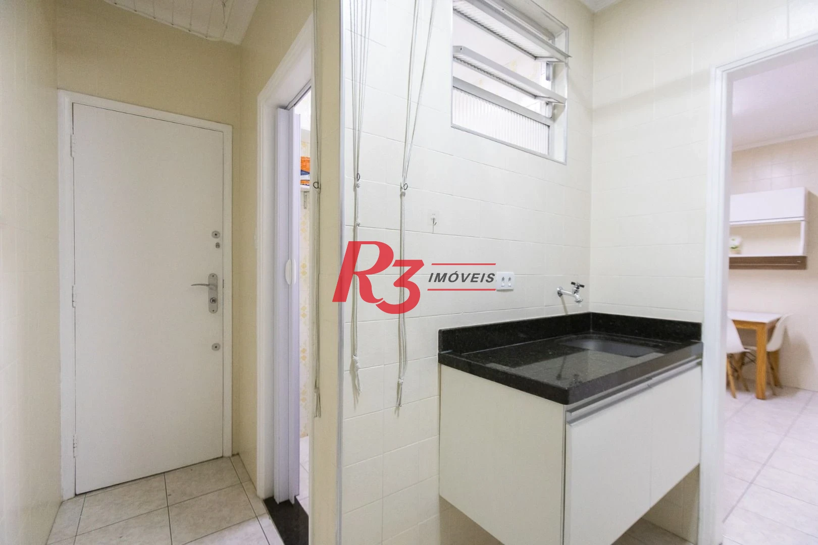 Apartamento para alugar, 75 m² por R$ 3.500,02/mês - Embaré - Santos/SP