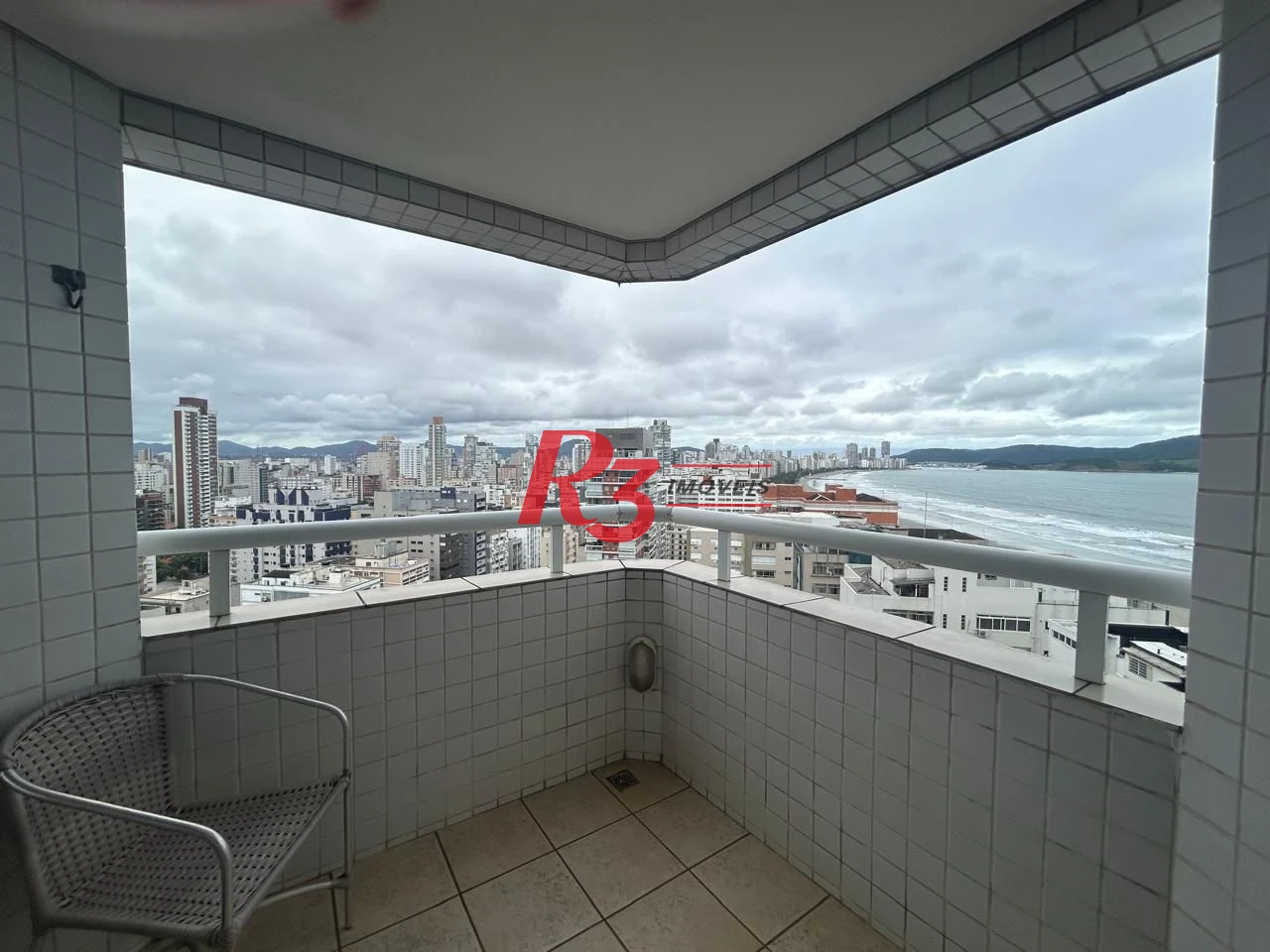 Flat com 2 dormitórios para alugar, 60 m² por R$ 6.000,00/mês - Boqueirão - Santos/SP