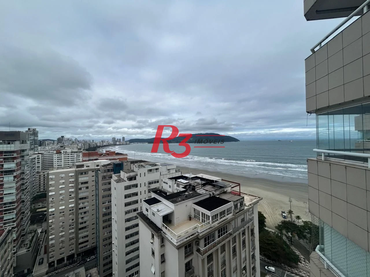 Flat com 2 dormitórios para alugar, 60 m² por R$ 6.000,00/mês - Boqueirão - Santos/SP