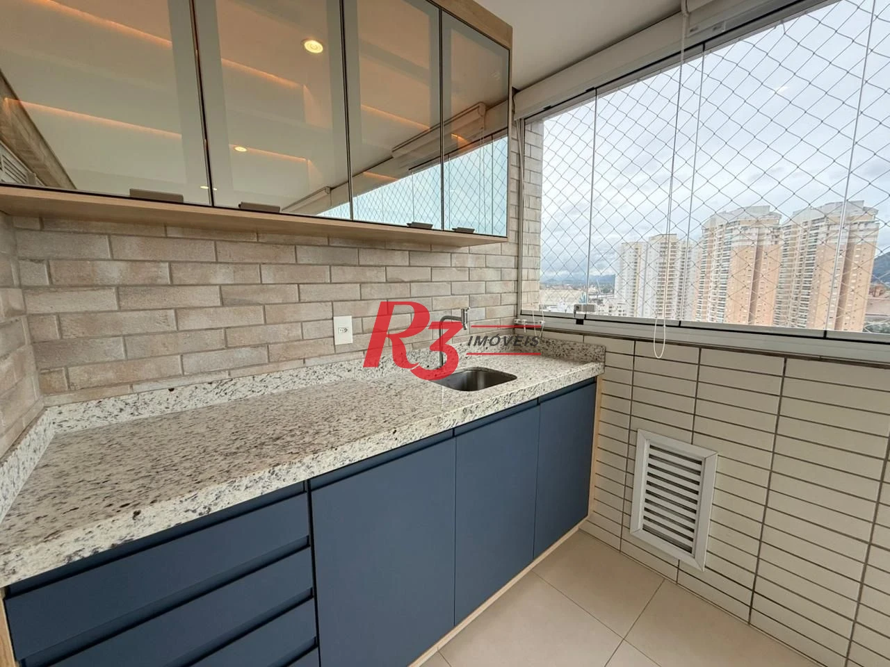 Apartamento com 2 dormitórios à venda, 90 m² por R$ 1.599.000,00 - Ponta da Praia - Santos/SP