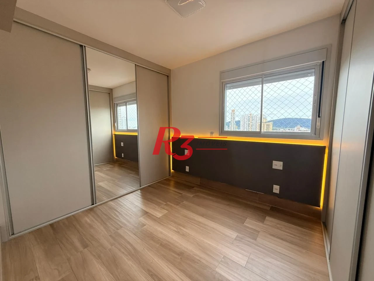 Apartamento com 2 dormitórios à venda, 90 m² por R$ 1.599.000,00 - Ponta da Praia - Santos/SP