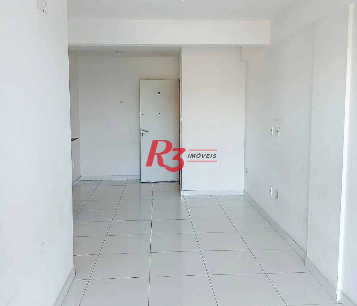 Apartamento com 2 dormitórios à venda, 70 m² por R$ 320.000,00 - Vila Paulista - Cubatão/SP